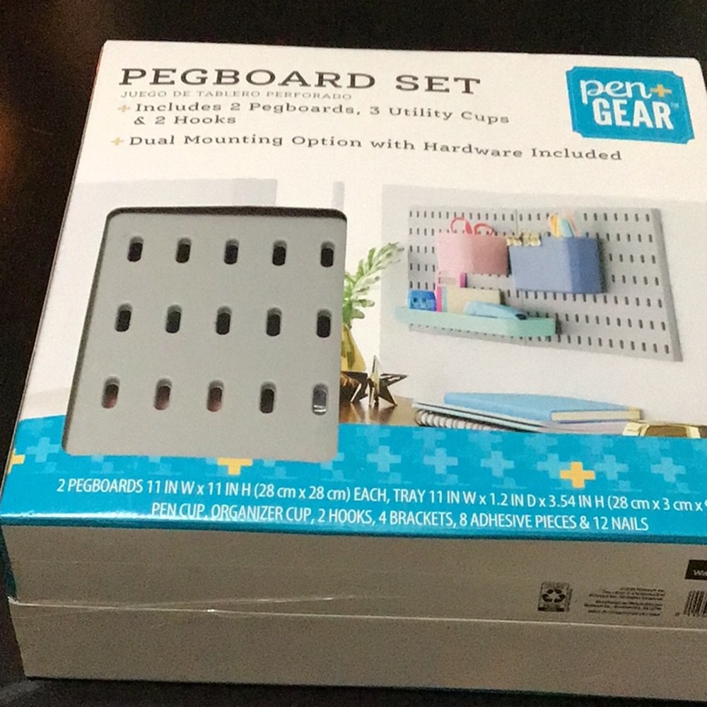 COPY - Pegboard set